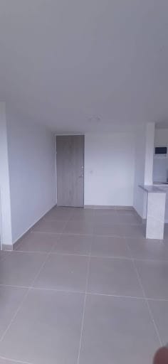 Apartamento de 2 alcobas en venta en Rionegro, 50 m² · foto 3 de 11