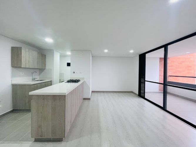 Apartamento de 3 alcobas en venta en Rionegro, 85 m² · foto 1 de 20