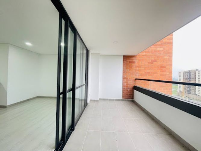 Apartamento de 3 alcobas en venta en Rionegro, 85 m² · foto 7 de 20