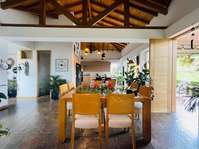 Casa de 3 alcobas en venta en Guamito, La Ceja, 500 m² · foto 3 de 24