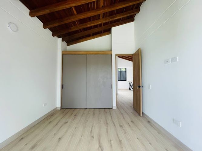Casa de 3 alcobas en venta en Puente Pelaez, El Retiro, 150 m² · foto 15 de 24