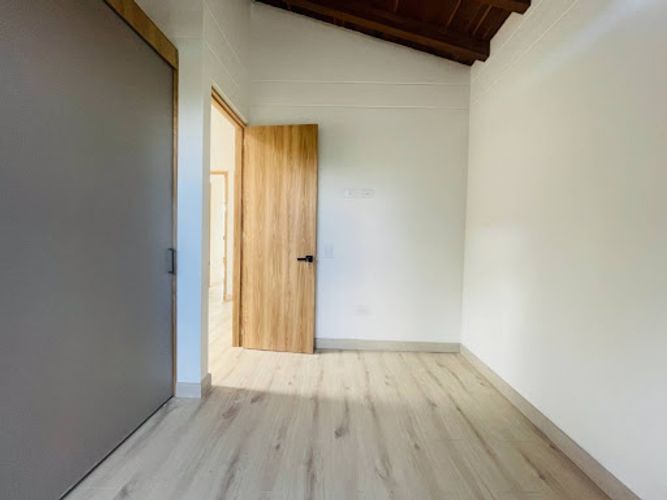 Casa de 3 alcobas en venta en Puente Pelaez, El Retiro, 150 m² · foto 16 de 24