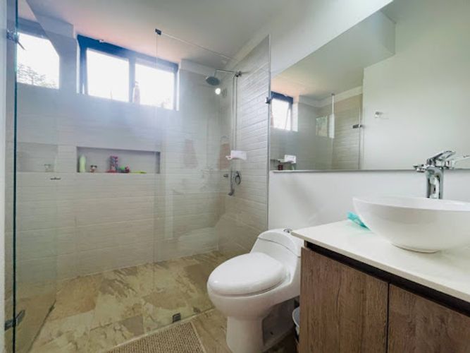 Casa de 3 alcobas en venta en Guamito, La Ceja, 500 m² · foto 18 de 24
