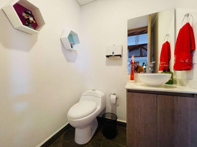 Casa de 3 alcobas en venta en Guamito, La Ceja, 500 m² · foto 19 de 24