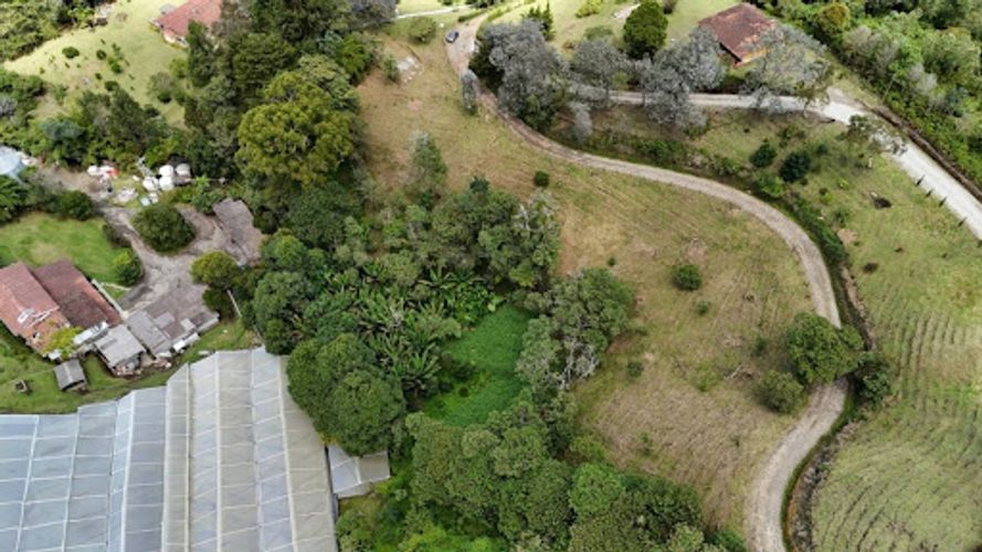 Lote en venta en Lejos Del Nido, El Retiro, 6836 m² · foto 5 de 13
