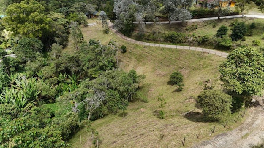 Lote en venta en Lejos Del Nido, El Retiro, 6836 m² · foto 8 de 13