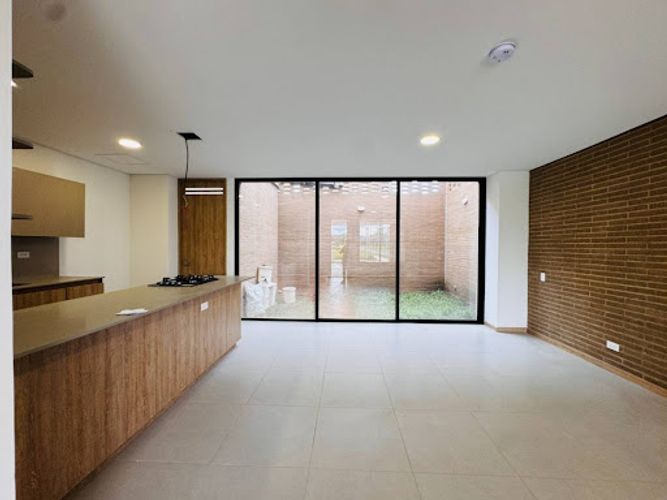 Casa de 3 alcobas en venta en Rionegro, 147 m² · foto 3 de 24