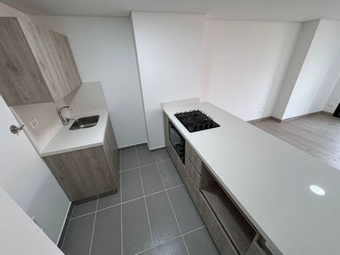Apartamento de 2 alcobas en arriendo en Rionegro, 84 m² · foto 7 de 12