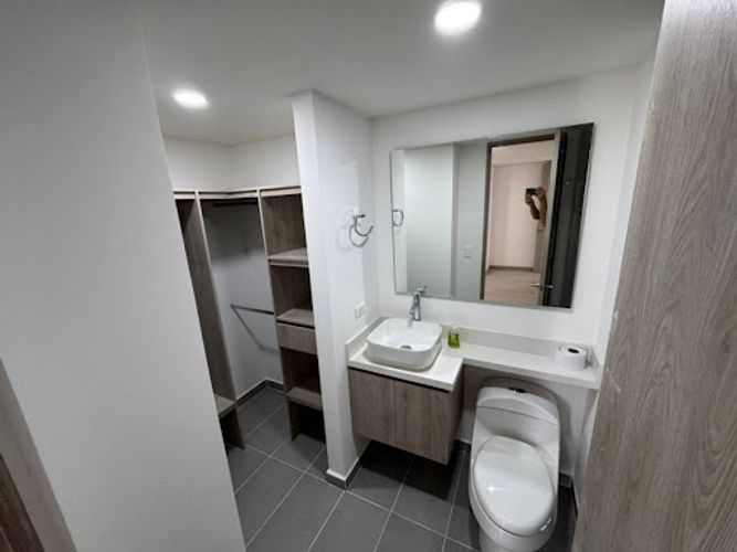 Apartamento de 2 alcobas en arriendo en Rionegro, 84 m² · foto 11 de 12