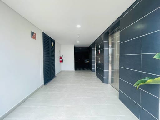 Apartamento de 2 alcobas en venta en Rionegro, 75 m² · foto 3 de 24