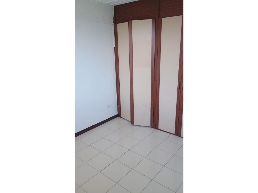 Apartamento en venta en El Refugio, Cali · foto 5 de 15