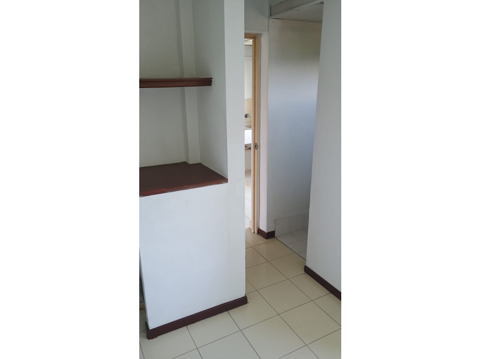 Apartamento en venta en El Refugio, Cali · foto 8 de 15