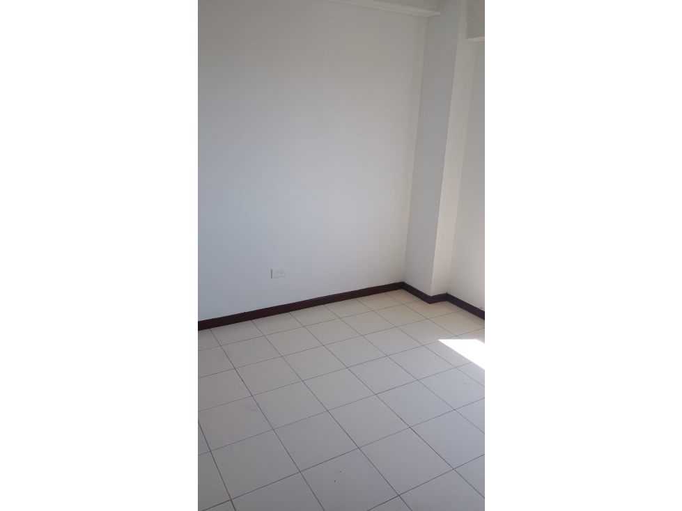 Apartamento en venta en El Refugio, Cali · foto 10 de 15