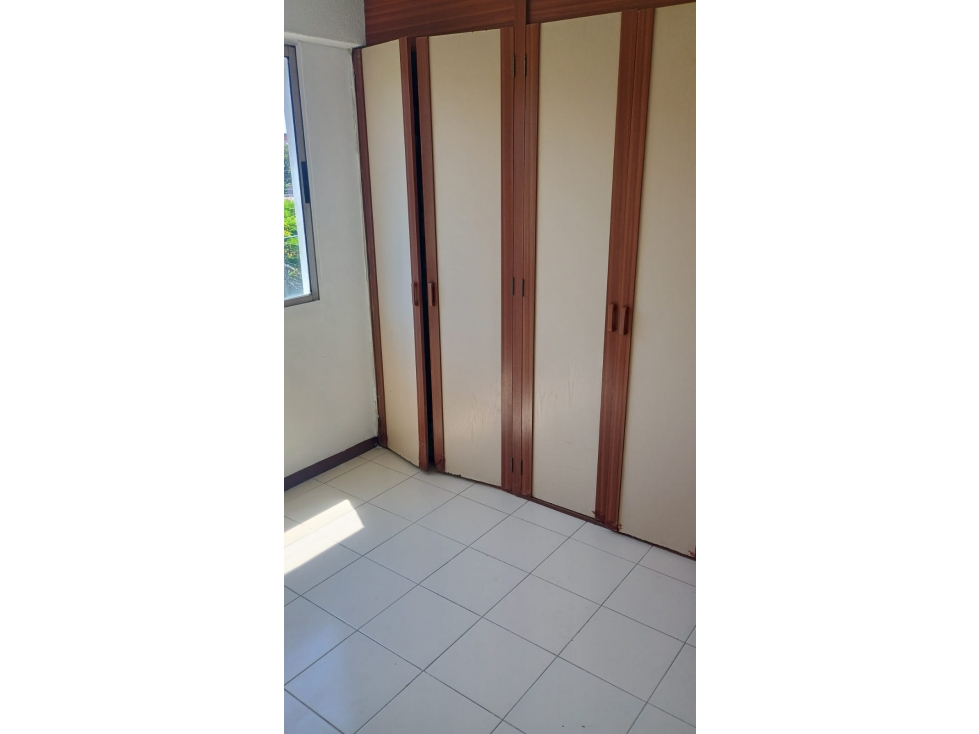 Apartamento en venta en El Refugio, Cali · foto 11 de 15