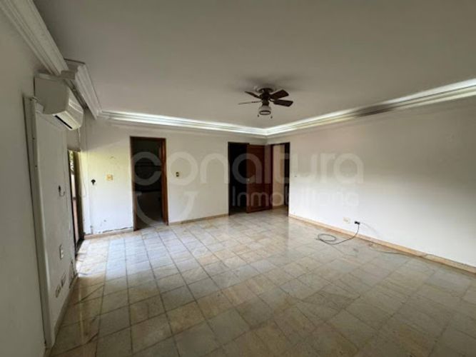 Apartamento de 4 alcobas en arriendo en Santa Maria De Los Angeles, Medellín, 272 m² · foto 8 de 24