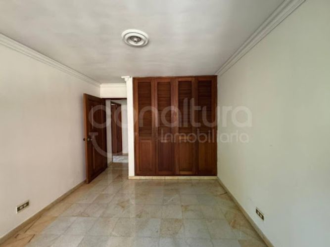 Apartamento de 4 alcobas en arriendo en Santa Maria De Los Angeles, Medellín, 272 m² · foto 14 de 24