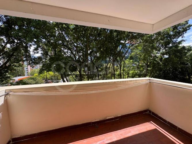 Apartamento de 4 alcobas en arriendo en Santa Maria De Los Angeles, Medellín, 272 m² · foto 23 de 24
