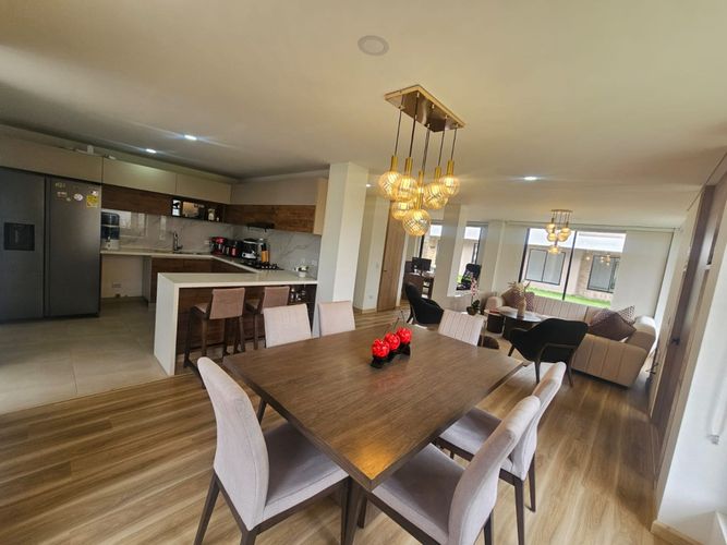 Casa de 3 alcobas en venta en Tiquiza, Chía, 160 m² · foto 6 de 24