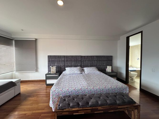 Apartamento de 4 alcobas en arriendo en El Poblado, Medellín, 237 m² · foto 14 de 20