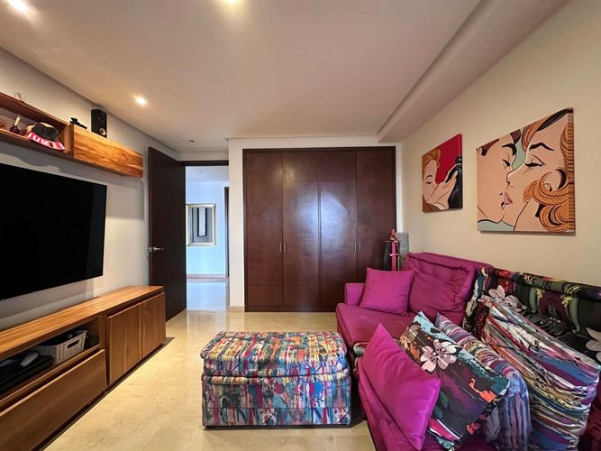Apartamento de 4 alcobas en arriendo en El Poblado, Medellín, 237 m² · foto 15 de 20