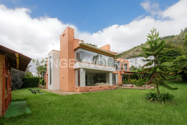 Casa de 3 alcobas en venta en Briceño, Sopó, 343 m² · foto 17 de 20