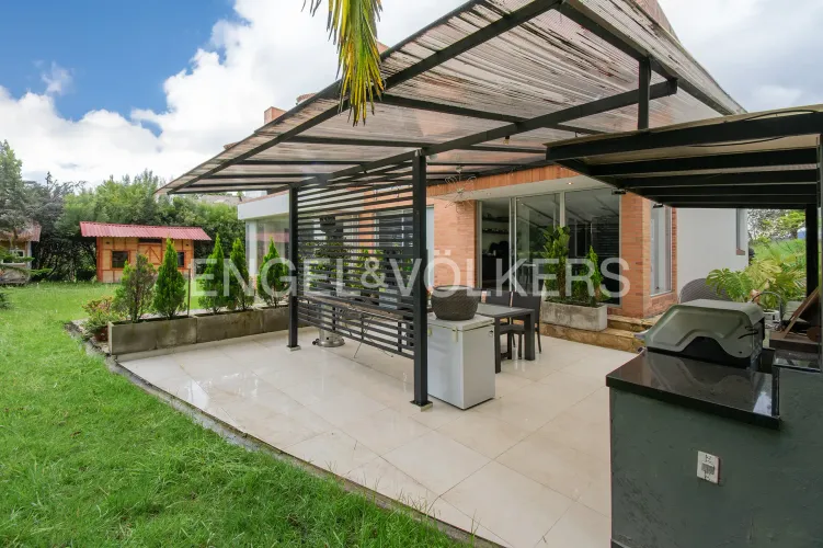 Casa de 3 alcobas en venta en Briceño, Sopó, 343 m² · foto 16 de 20