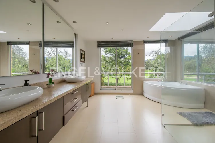 Casa de 3 alcobas en venta en Briceño, Sopó, 343 m² · foto 10 de 20