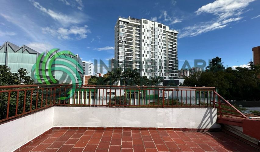 Apartamento de 8 alcobas en venta en San Alonso, Bucaramanga, 231 m² · foto 18 de 19