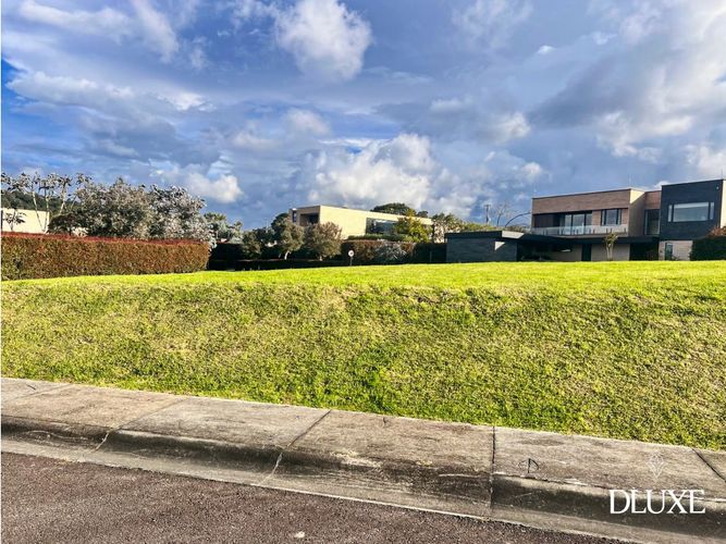 Lote en venta en Loma Benedictinos, Envigado, 1500 m² · foto 3 de 4