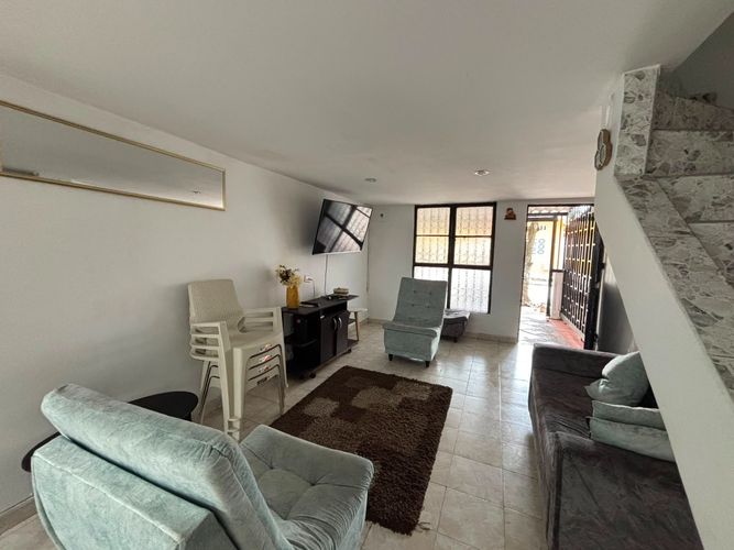 Casa de 3 alcobas en venta en Girardot, Girardot, 67 m² · foto 6 de 20