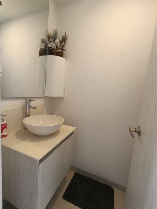 Apartamento de 3 alcobas en venta en La Castellana, Medellín, 79 m² · foto 16 de 23