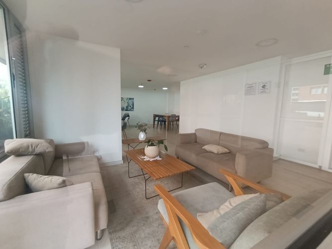 Apartamento de 3 alcobas en venta en La Castellana, Medellín, 79 m² · foto 20 de 23