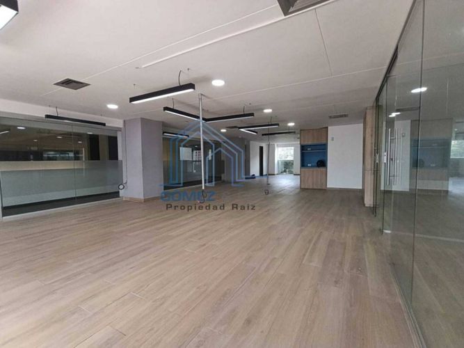 Oficina en arriendo en Milla De Oro, Medellín, 247 m² · foto 10 de 14