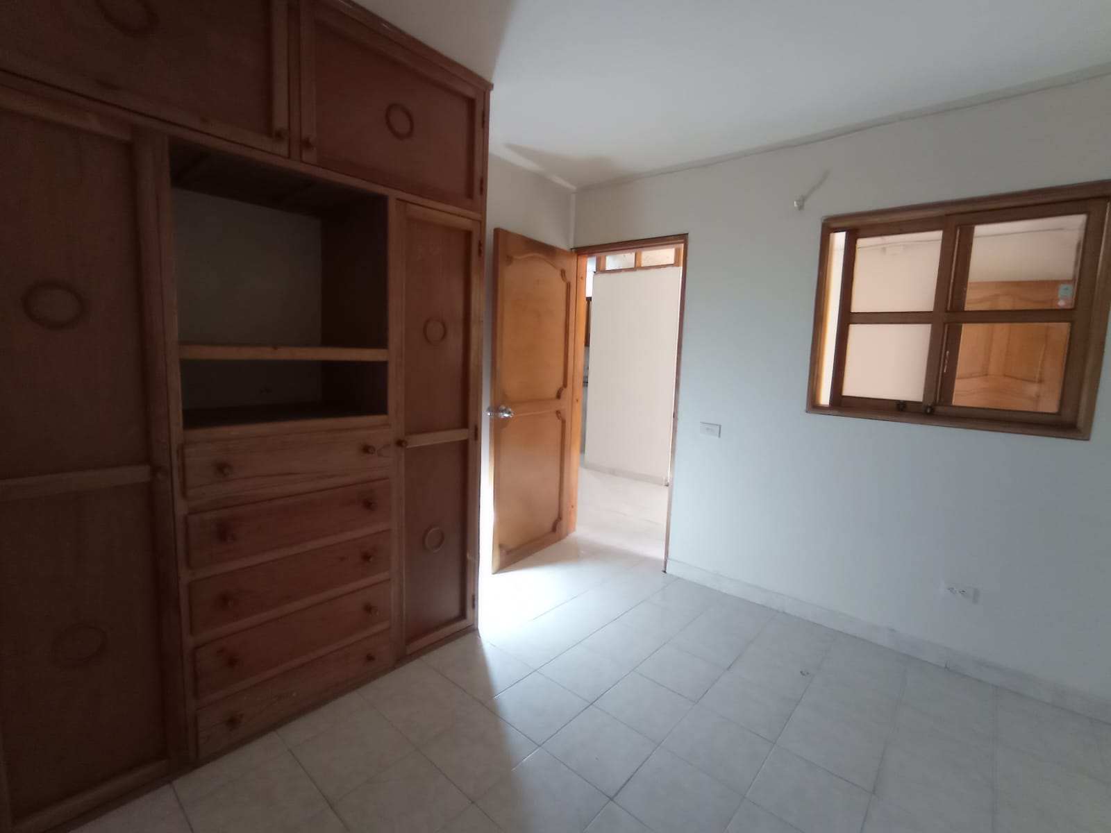4BR Apartment in 30 de mayo (90 m²) - 4