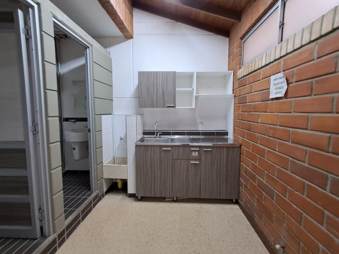 Local en arriendo en Laureles, Medellín, 94 m² · foto 15 de 20