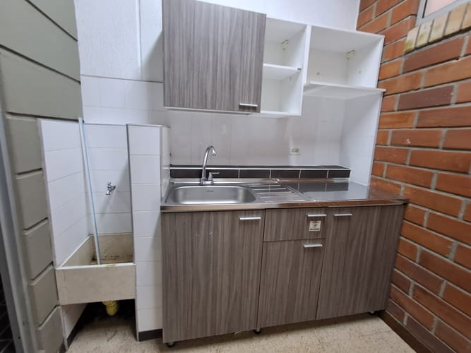 Local en arriendo en Laureles, Medellín, 94 m² · foto 16 de 20
