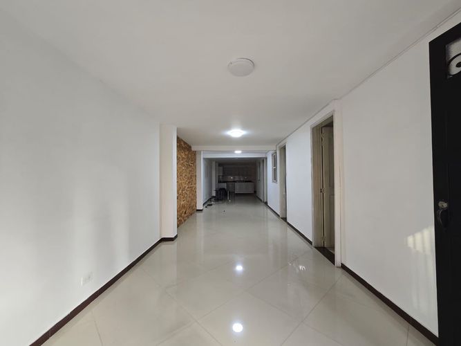 Oficina en arriendo en Belén, Medellín, 140 m² · foto 7 de 20