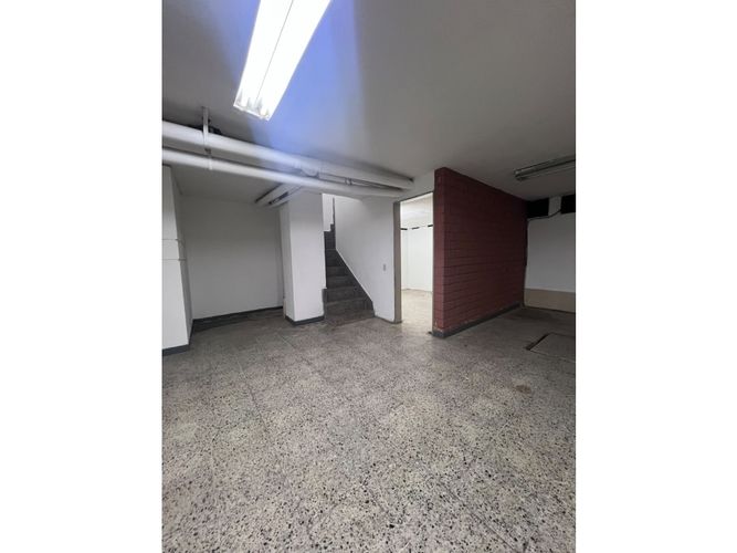 Local en arriendo en La Candelaria, Medellín, 360 m² · foto 21 de 23