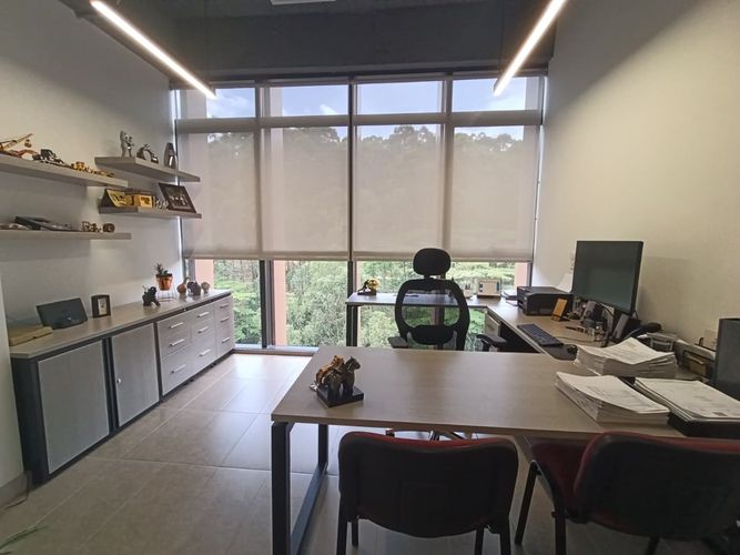 Oficina en arriendo en El Poblado, Medellín, 242 m² · foto 17 de 20