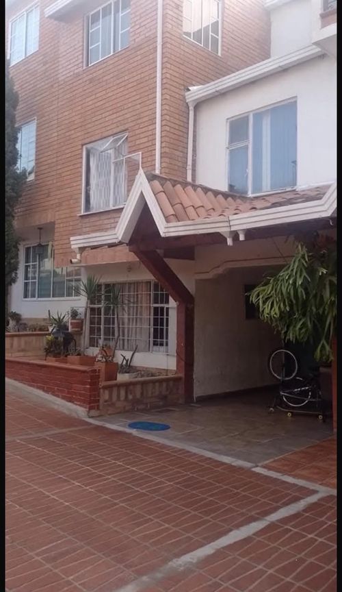 Casa de 6 alcobas en venta en El Bosque, Floridablanca, 125 m² · foto 11 de 12