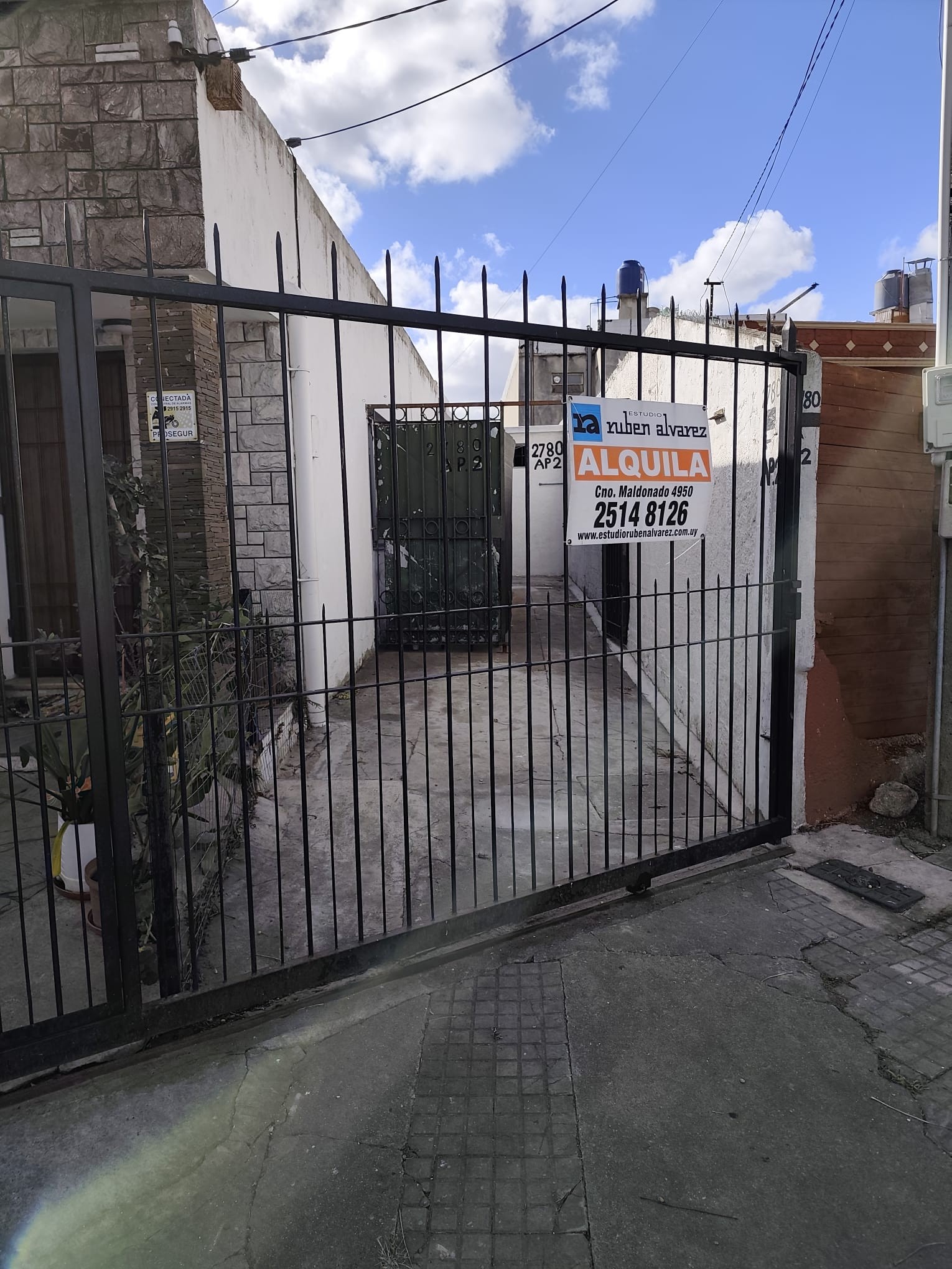 Apto 2 o 3 dormitorios en calle Mocoreta