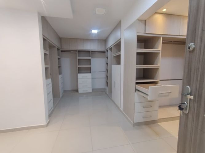 Casa de 5 alcobas en venta en Ciudad Jardin, Cali, 800 m² · foto 19 de 24