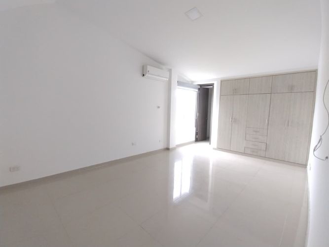 Casa de 5 alcobas en venta en Ciudad Jardin, Cali, 800 m² · foto 21 de 24