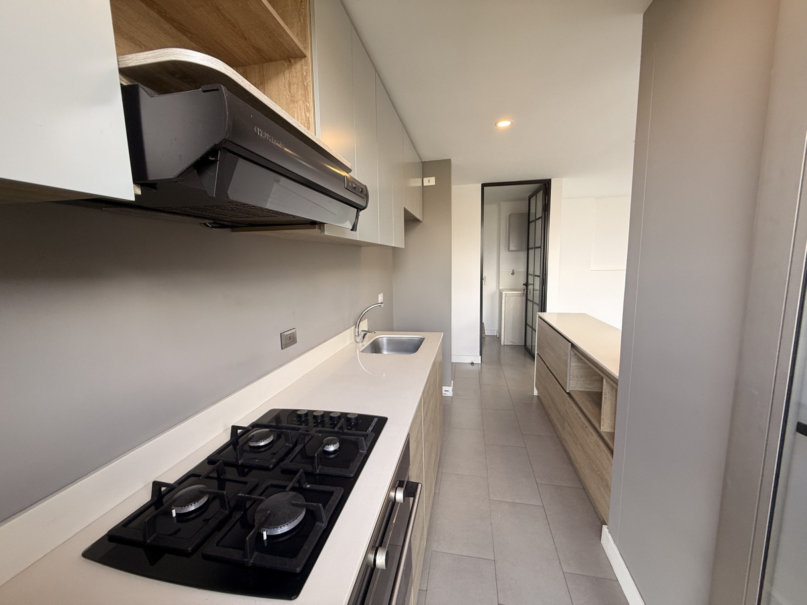 Apartamento en arriendo en Las Palmas, Medellín · foto 2 de 19