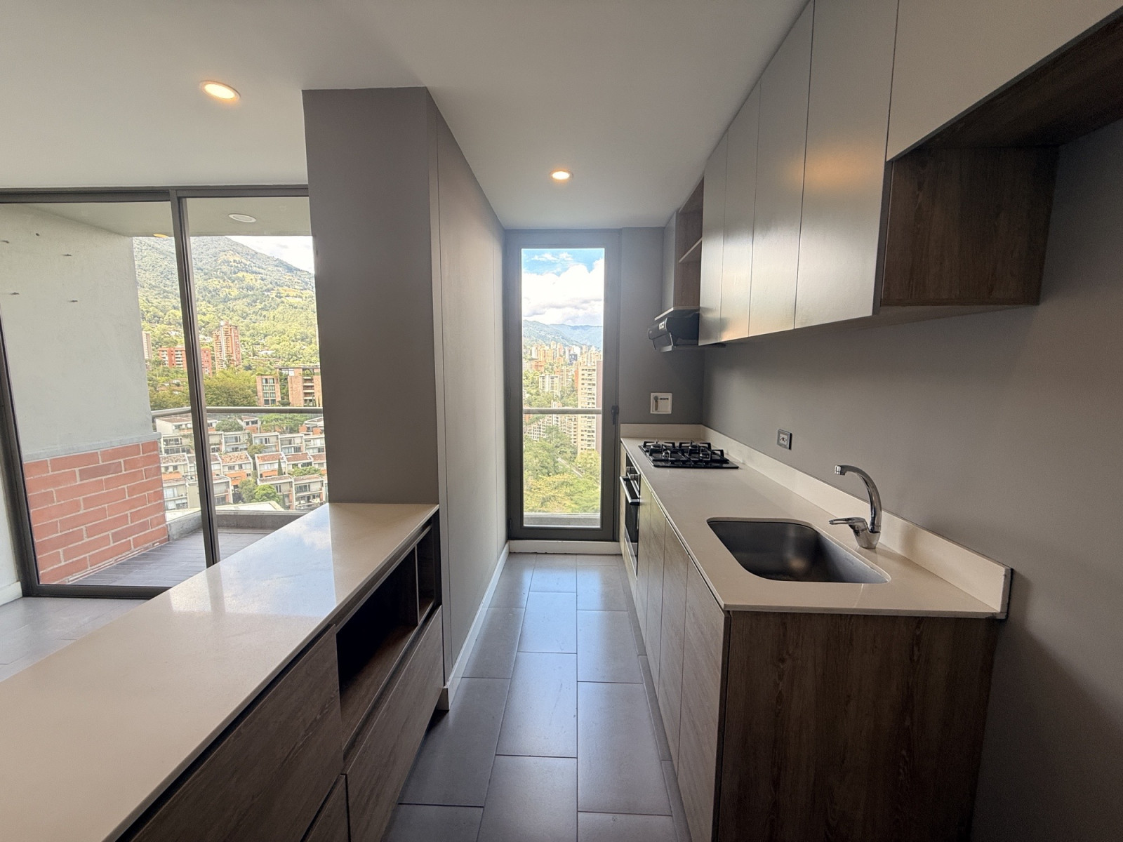 Apartamento en arriendo en Las Palmas, Medellín · foto 4 de 19