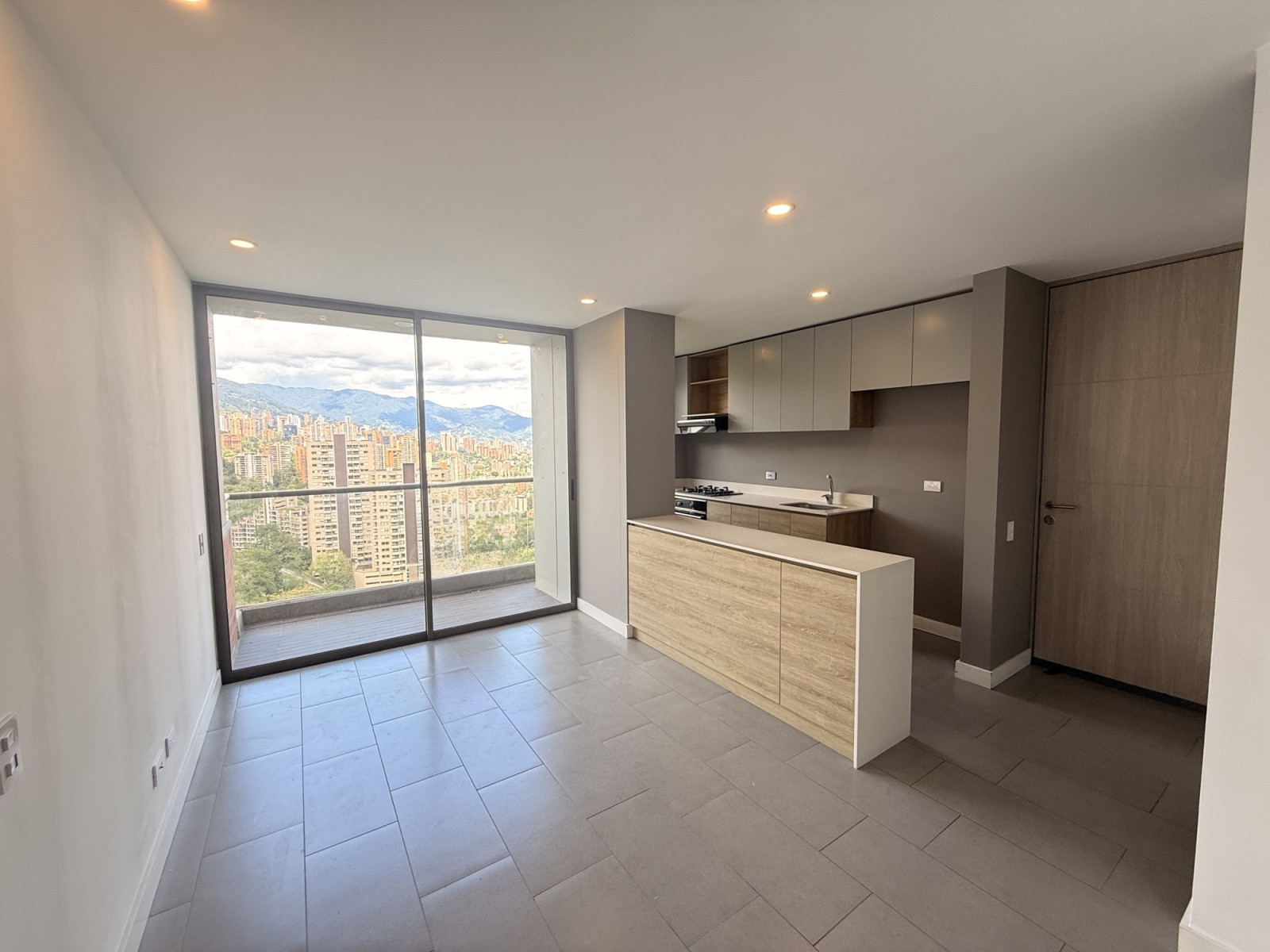Apartamento en arriendo en Las Palmas, Medellín · foto 7 de 19