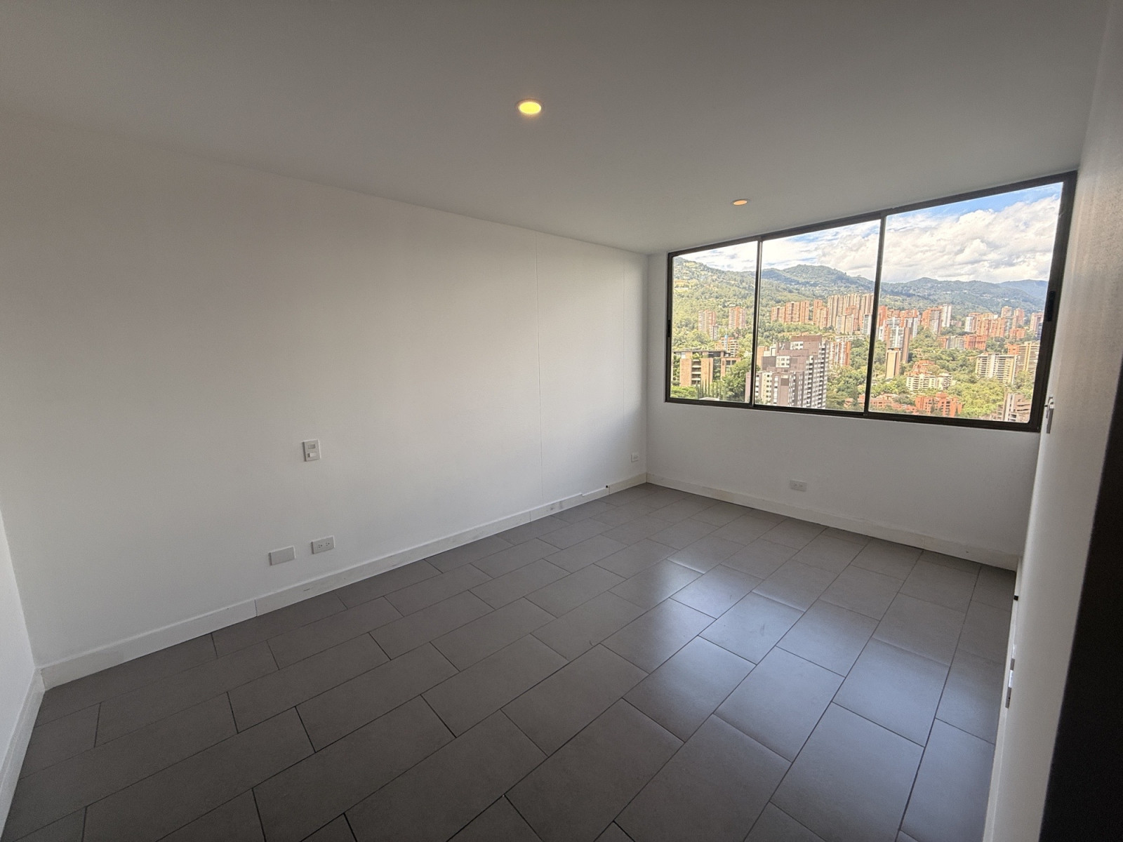 Apartamento en arriendo en Las Palmas, Medellín · foto 14 de 19