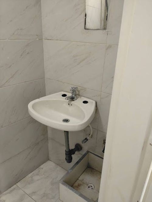 Local en arriendo en La Candelaria, Medellín, 43 m² · foto 6 de 6