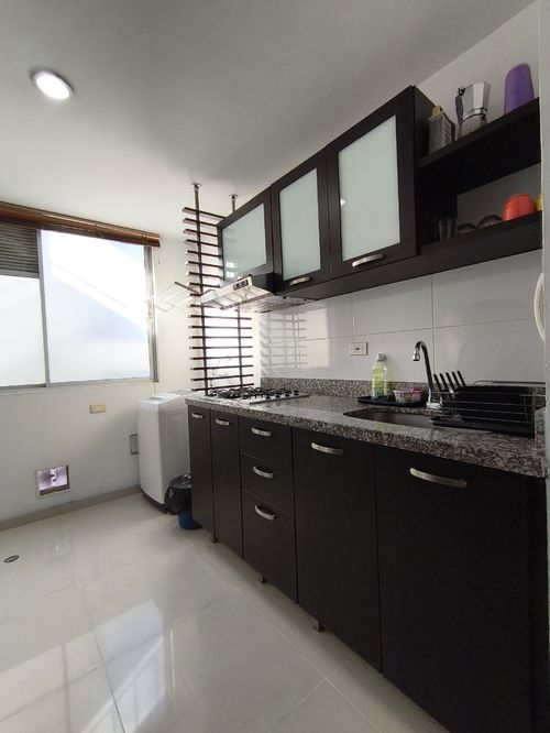 Apartamento de 3 alcobas en venta en Los Colorados, Los Patios, 72 m² · foto 2 de 11