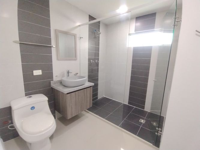 Casa de 5 alcobas en venta en Ciudad Jardin, Cali, 800 m² · foto 15 de 24